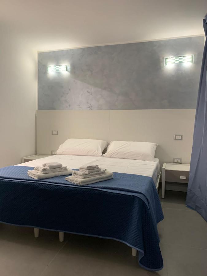 3 Rooms Chiaia Neapel Exteriör bild