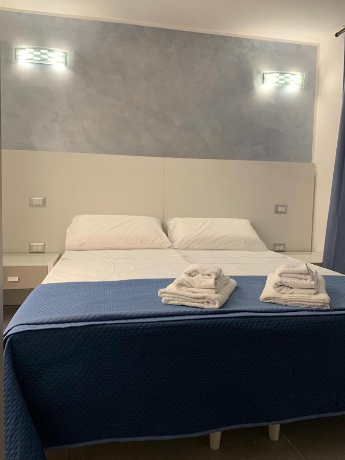 3 Rooms Chiaia Neapel Exteriör bild