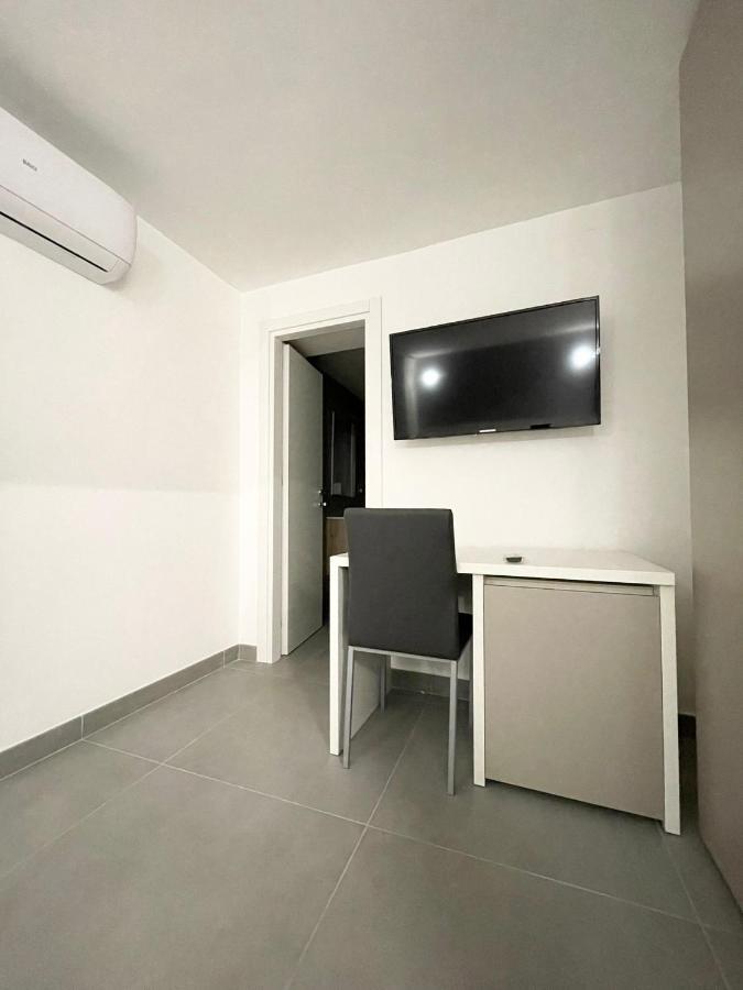 3 Rooms Chiaia Neapel Exteriör bild